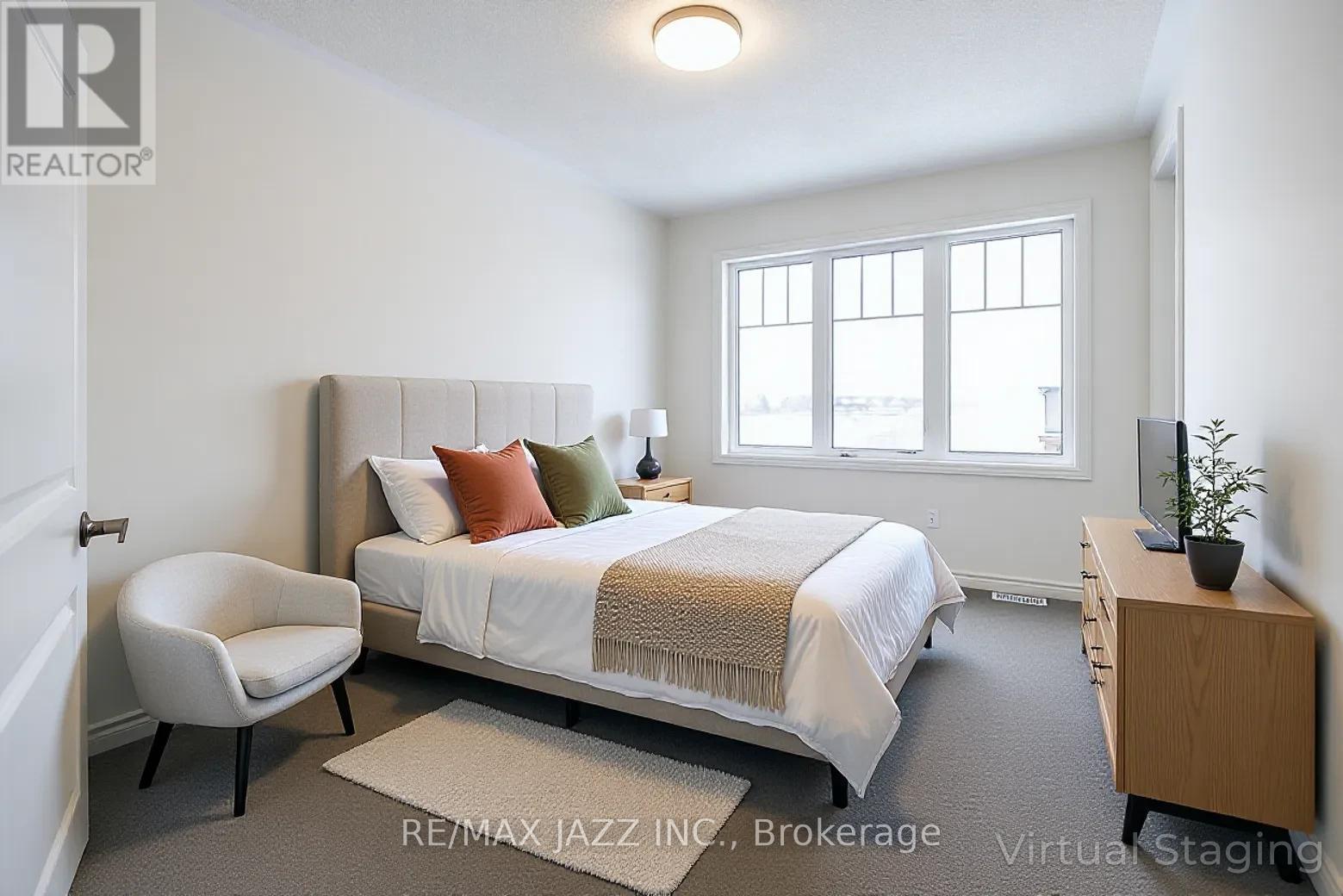67 Debois Street, Kawartha Lakes (Lindsay), ON - Indoor Photo Showing Bedroom