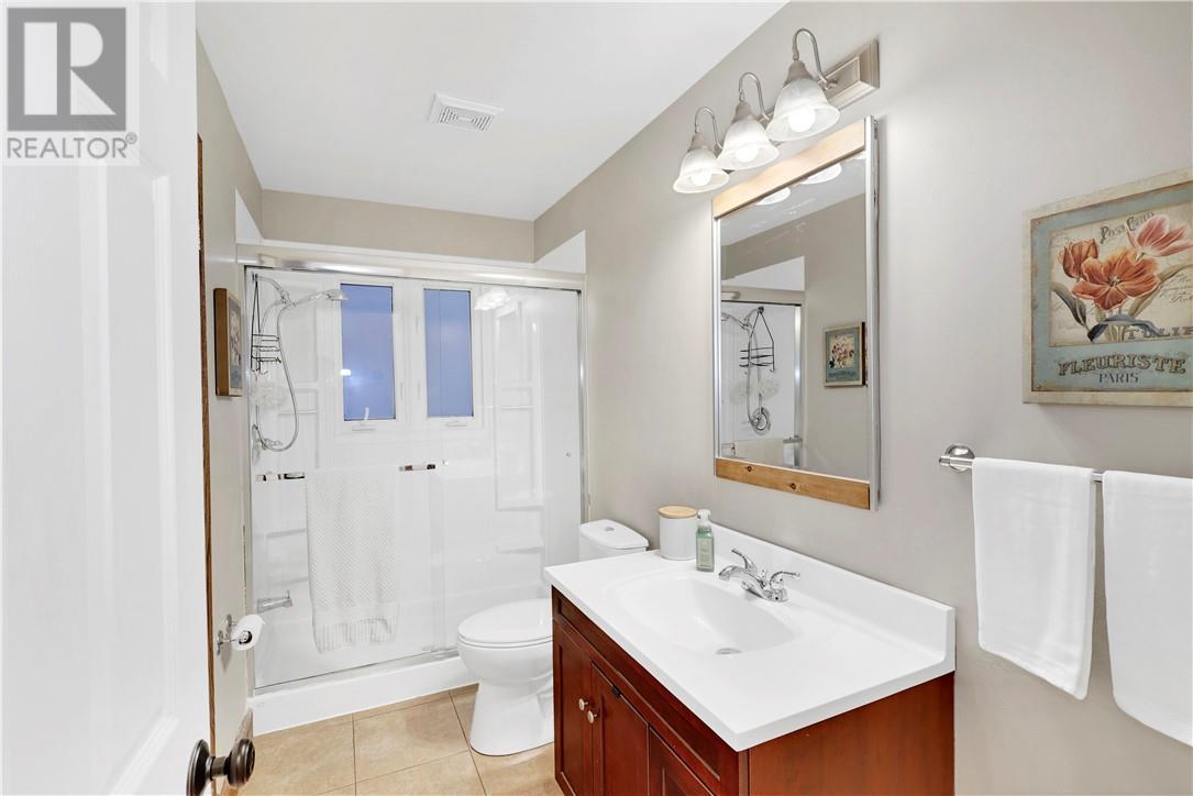 3 Wagosh, Espanola, ON - Indoor Photo Showing Bathroom