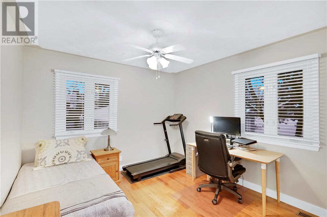 3 Wagosh, Espanola, ON - Indoor