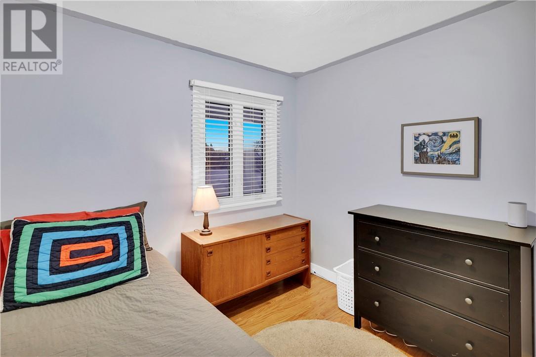 3 Wagosh, Espanola, ON - Indoor With Fireplace