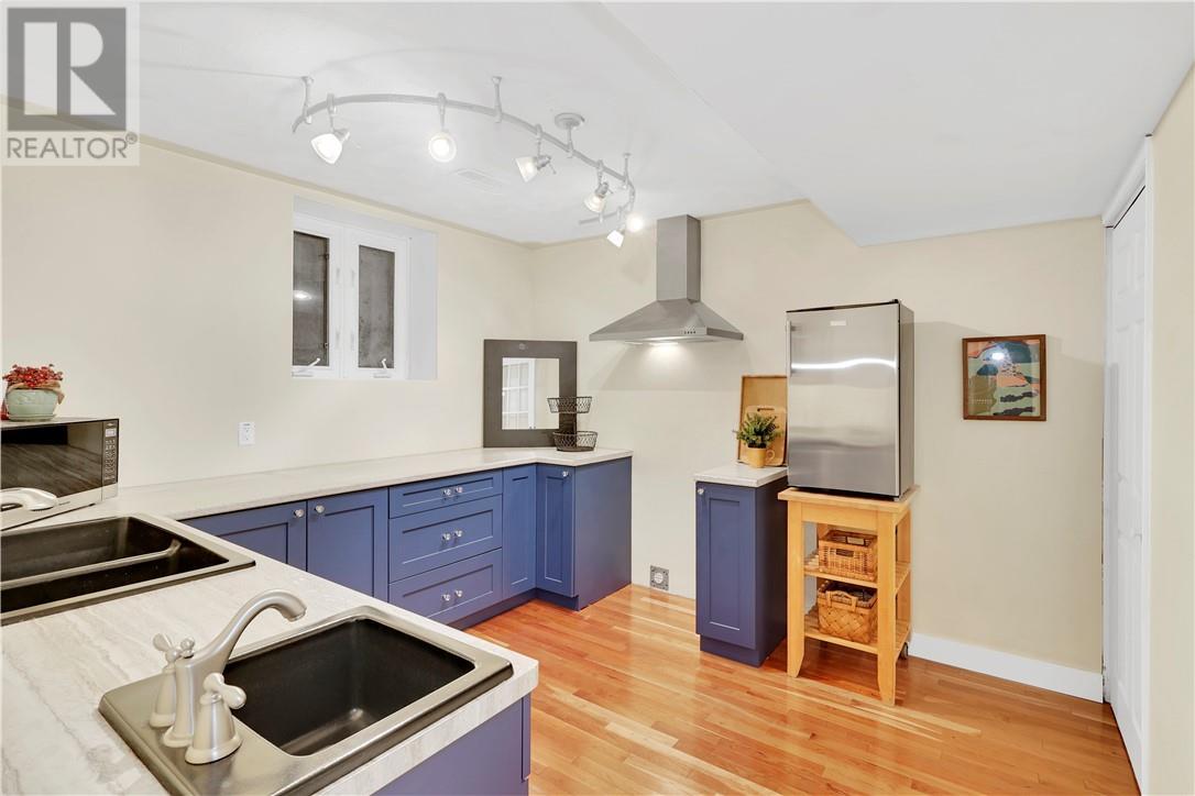 3 Wagosh, Espanola, ON - Indoor Photo Showing Kitchen