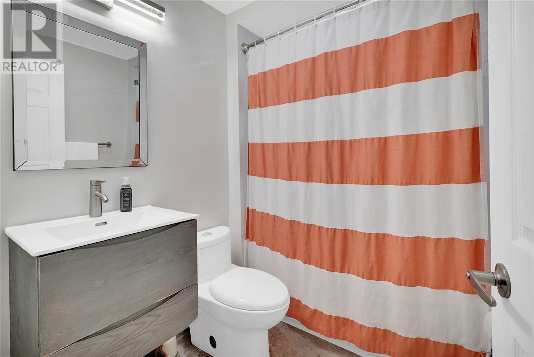 3 Wagosh, Espanola, ON - Indoor Photo Showing Bathroom