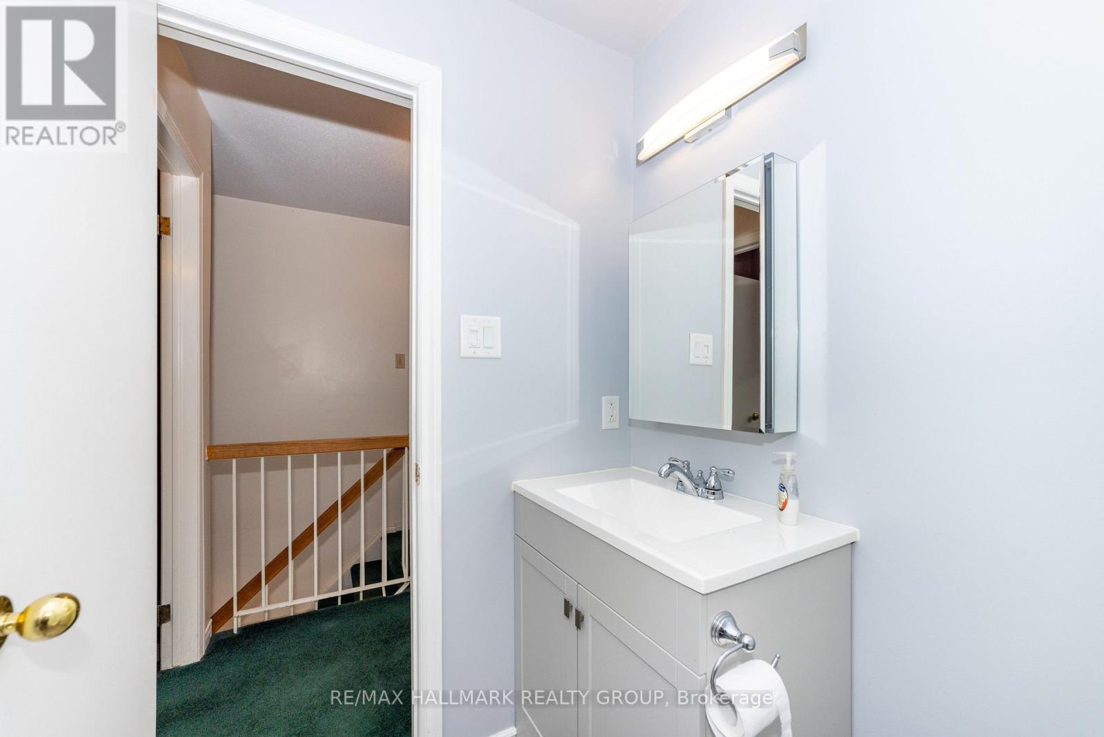 29 - 935 Cookshire Crescent, Ottawa, ON - Indoor Photo Showing Bathroom