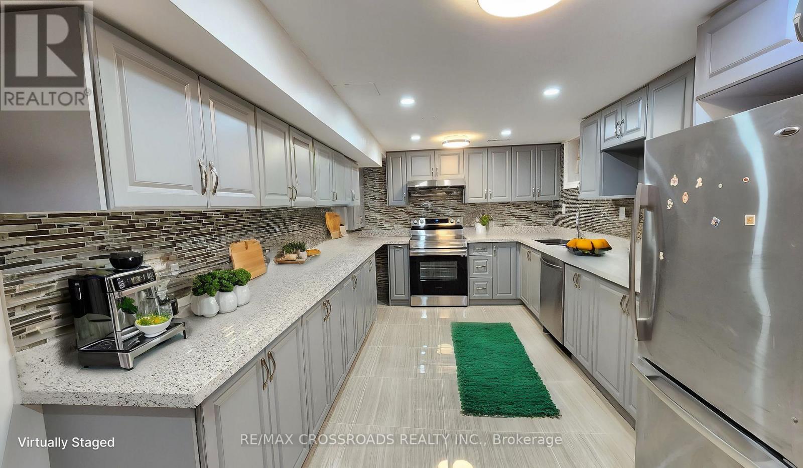 Bsmt - 20 Massie Street, Toronto, ON - Indoor Photo Showing Kitchen With Upgraded Kitchen
