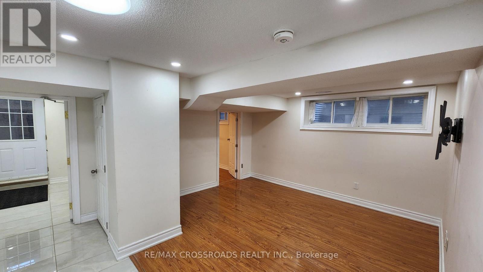 Bsmt - 20 Massie Street, Toronto, ON - Indoor