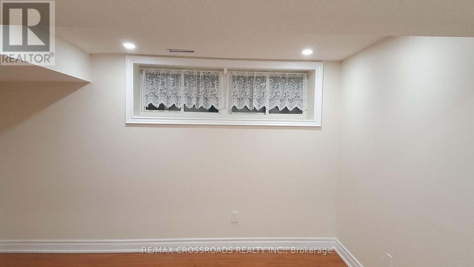 Bsmt - 20 Massie Street, Toronto, ON - Indoor Photo Showing Other Room