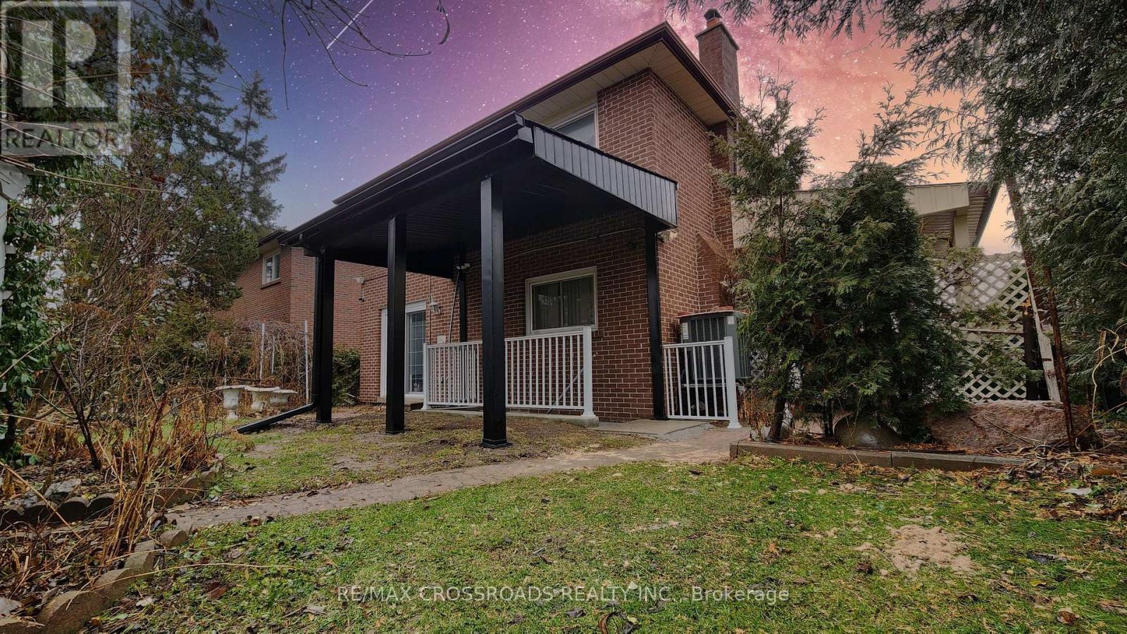 Bsmt - 20 Massie Street, Toronto, ON - Outdoor