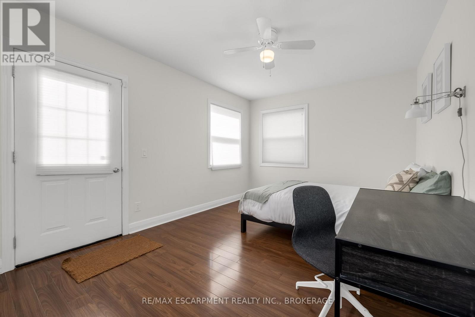 Main - 16 Golden Boulevard E, Welland (Lincoln/Crowland), ON - Indoor Photo Showing Office