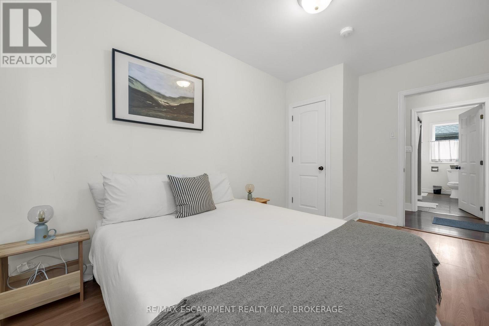 Main - 16 Golden Boulevard E, Welland (Lincoln/Crowland), ON - Indoor Photo Showing Bedroom