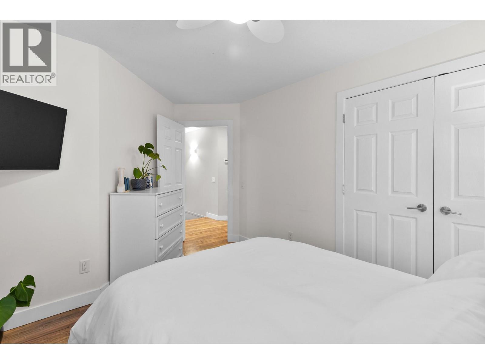 13265 Apex Drive, Lake Country, BC - Indoor Photo Showing Bedroom