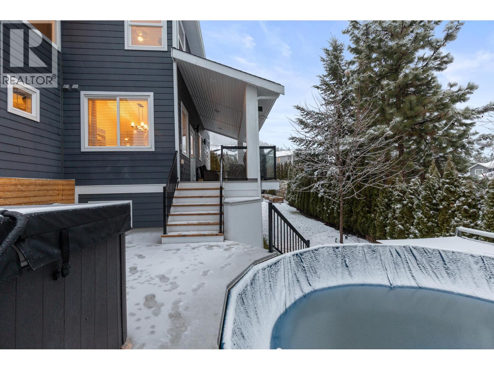 Above ground pool - 13265 Apex Drive, Lake Country, BC - Outdoor With Exterior