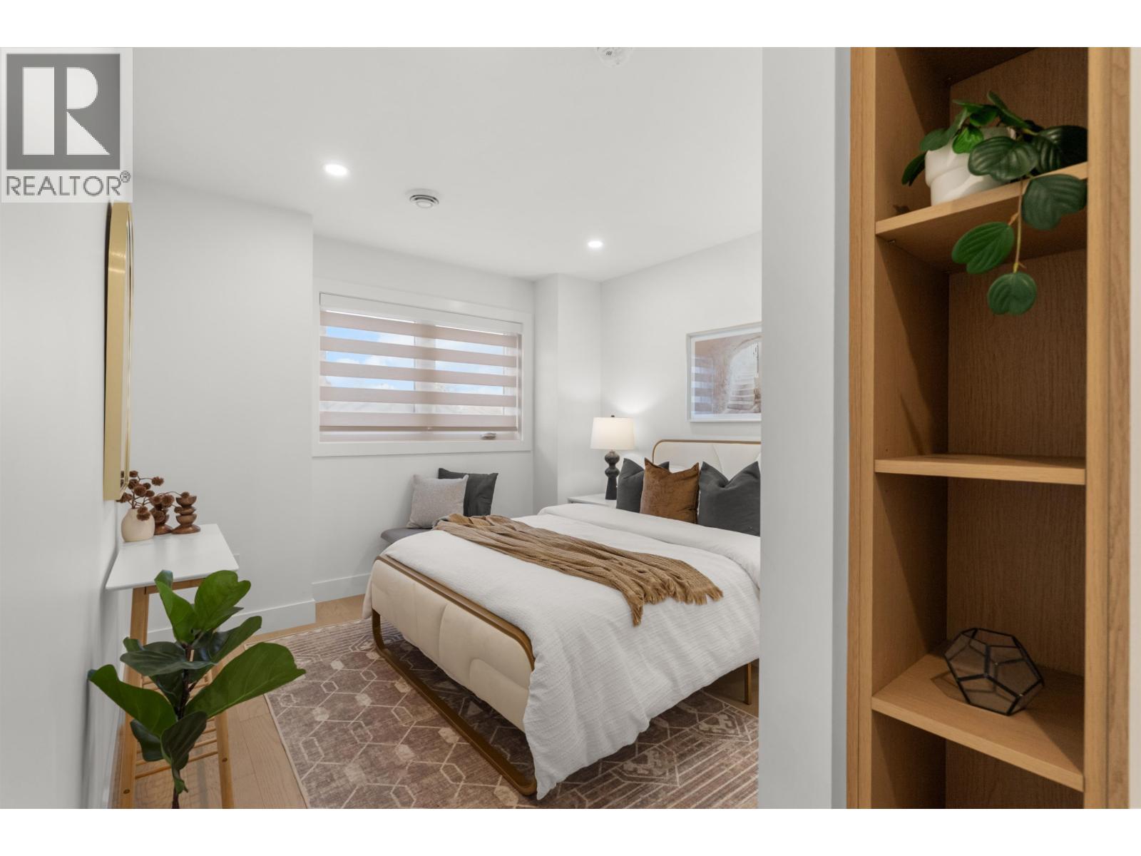 4810 42A Avenue, Delta, BC - Indoor Photo Showing Bedroom