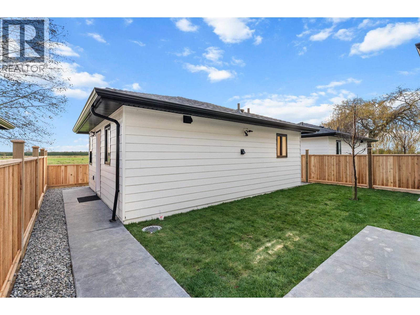 4810 42A Avenue, Delta, BC - Outdoor