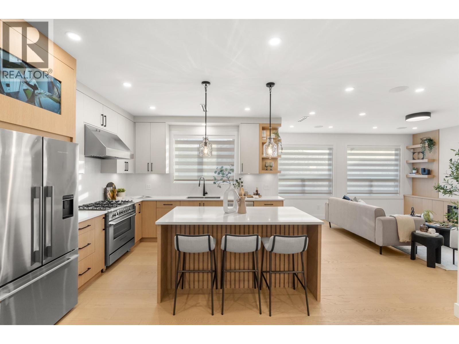 4810 42A Avenue, Delta, BC - Indoor Photo Showing Other Room