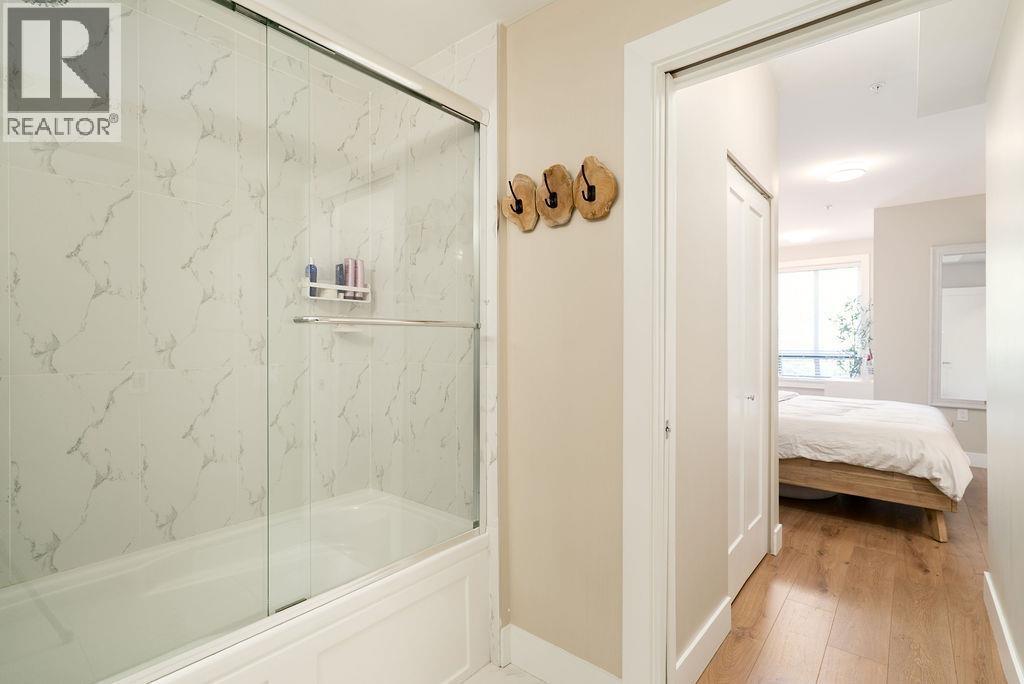 222 12460 191 Street, Pitt Meadows, BC - Indoor Photo Showing Bathroom