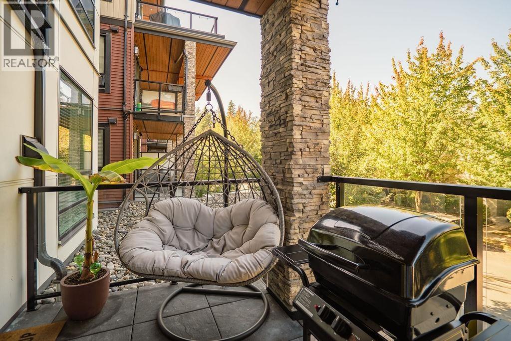 222 12460 191 Street, Pitt Meadows, BC - Outdoor