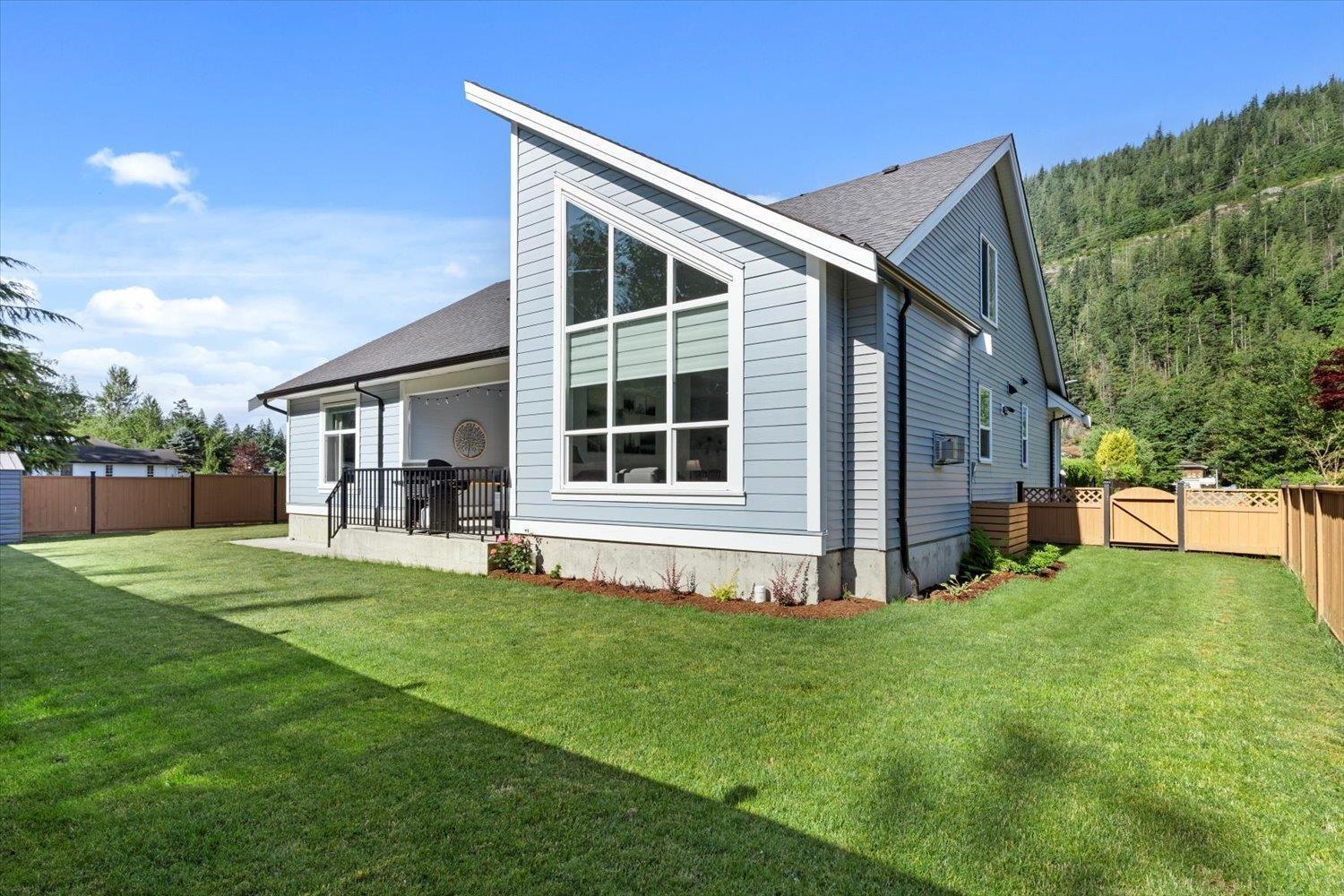 835 Myng Crescent|Harrison Hot Springs, Harrison Hot Springs, BC - Outdoor