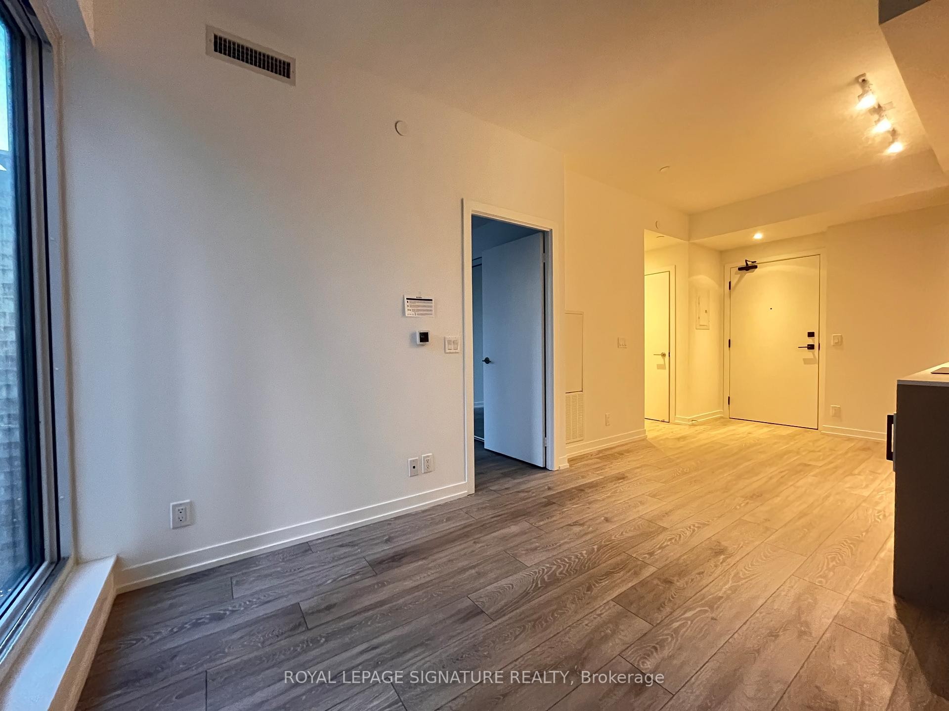 2508-55 Mercer Street, Toronto, ON - Indoor Photo Showing Other Room