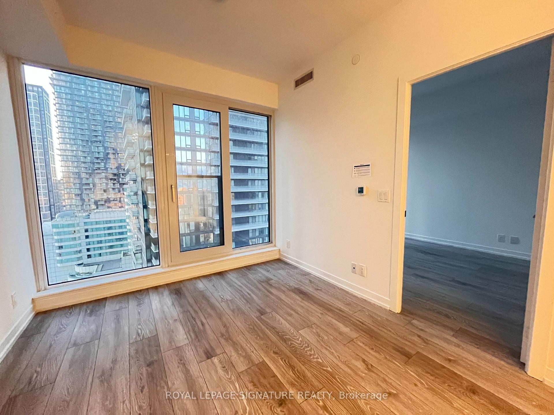 2508-55 Mercer Street, Toronto, ON - Indoor Photo Showing Other Room