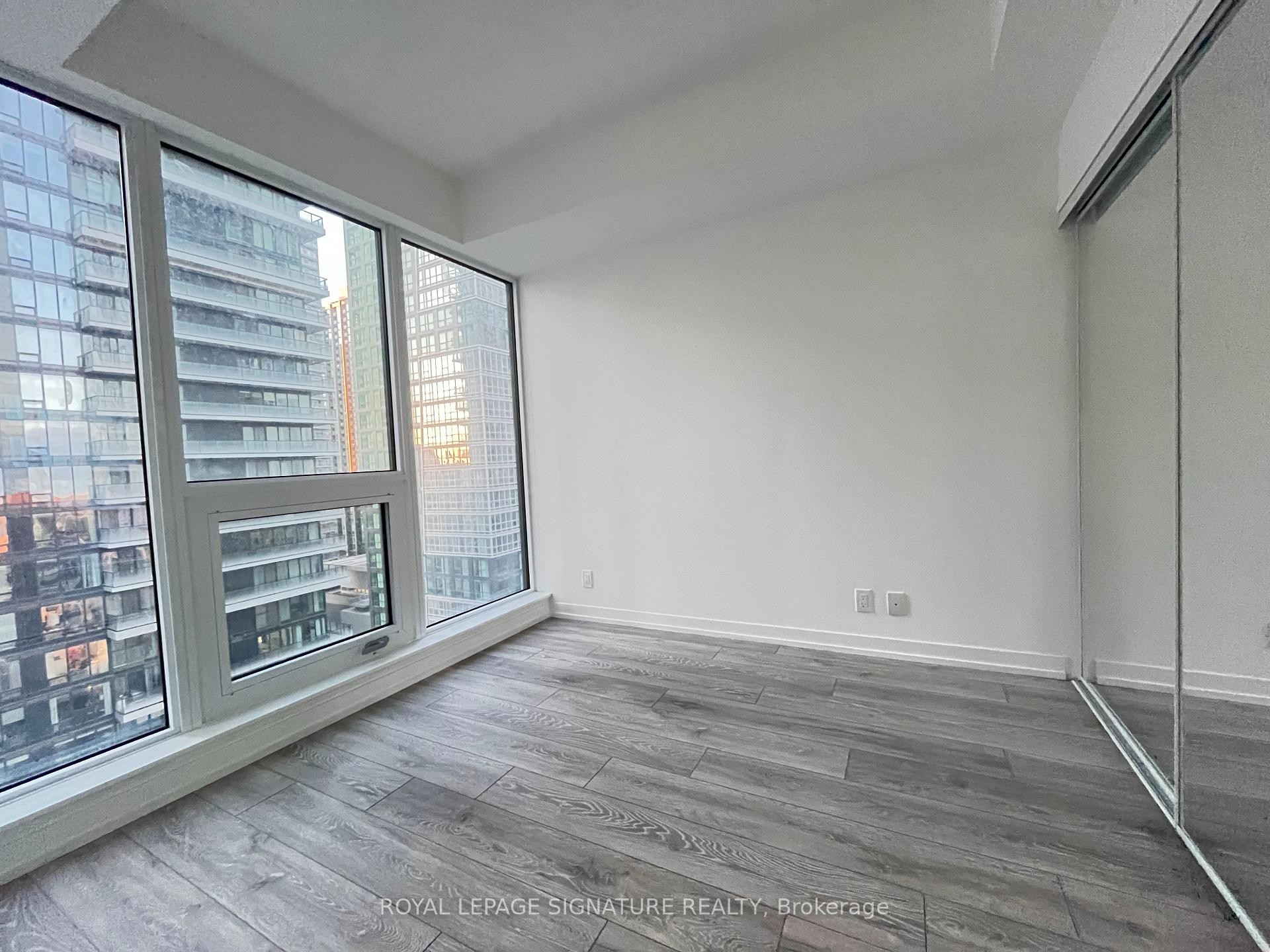 2508-55 Mercer Street, Toronto, ON - Indoor Photo Showing Other Room