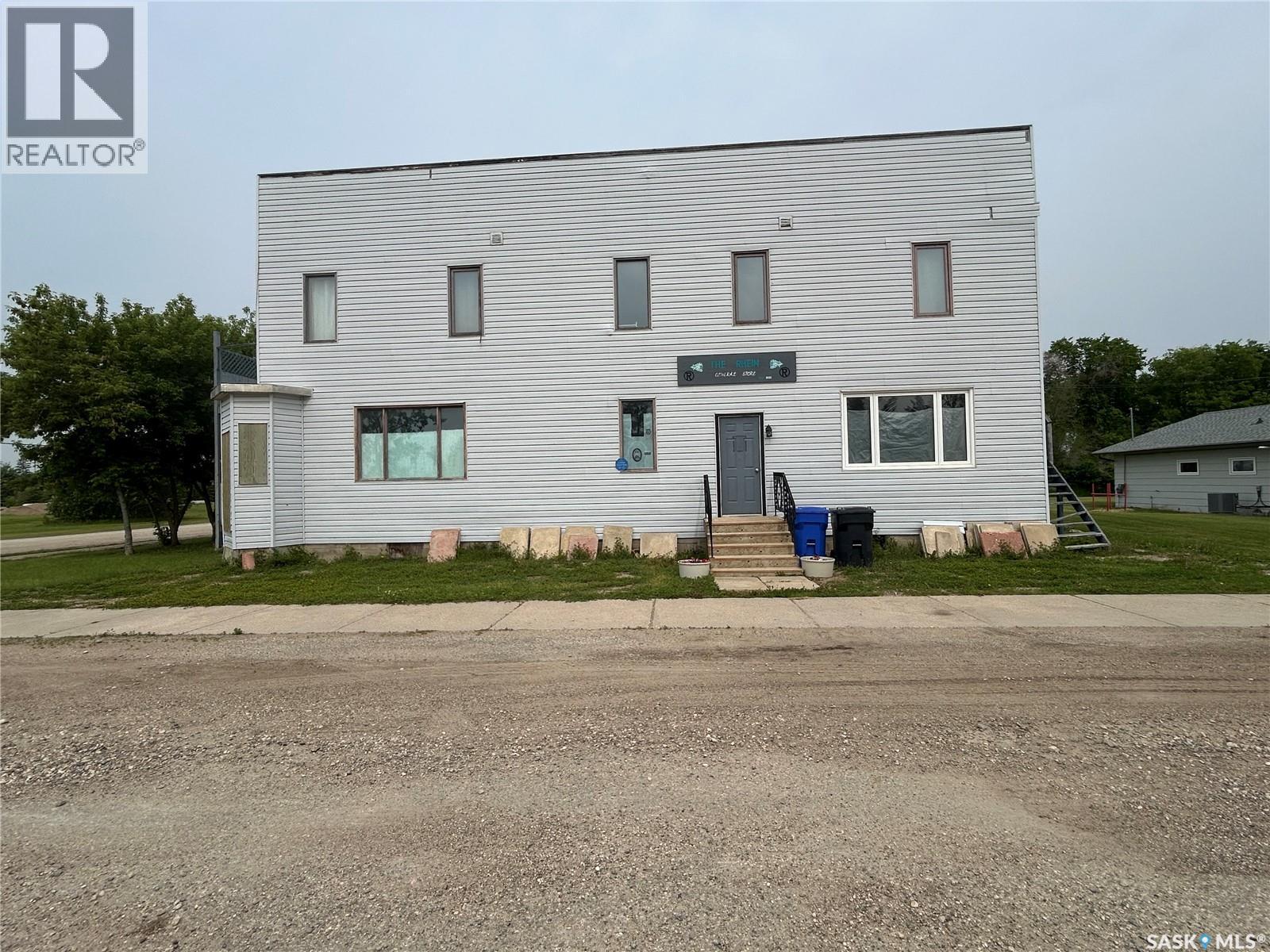 4 Main Street, Rhein, SK - Outdoor