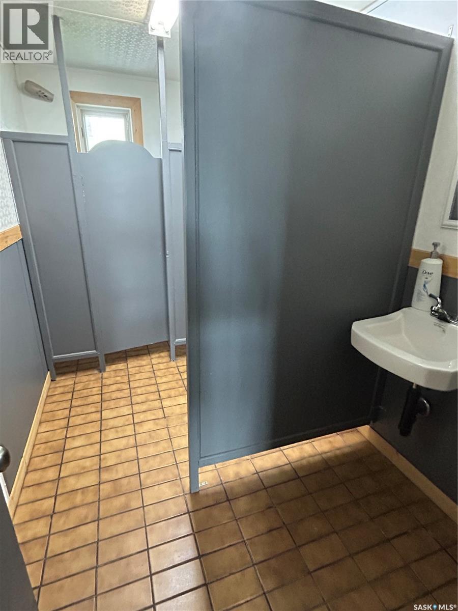 4 Main Street, Rhein, SK - Indoor Photo Showing Bathroom