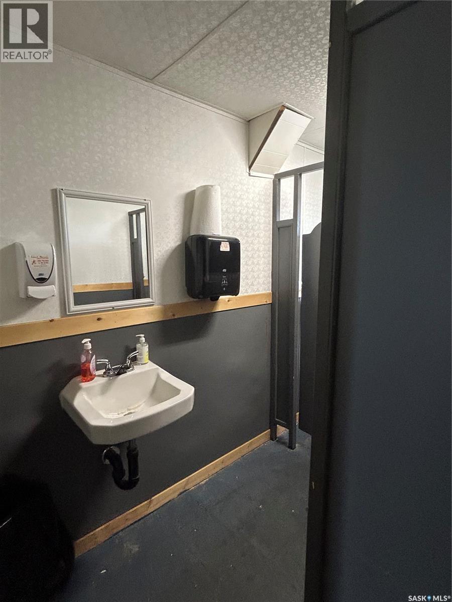 4 Main Street, Rhein, SK - Indoor Photo Showing Bathroom