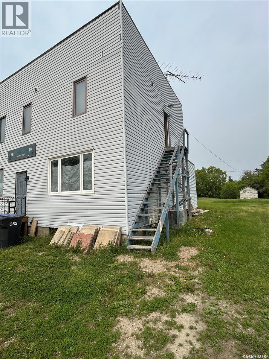 4 Main Street, Rhein, SK - Outdoor