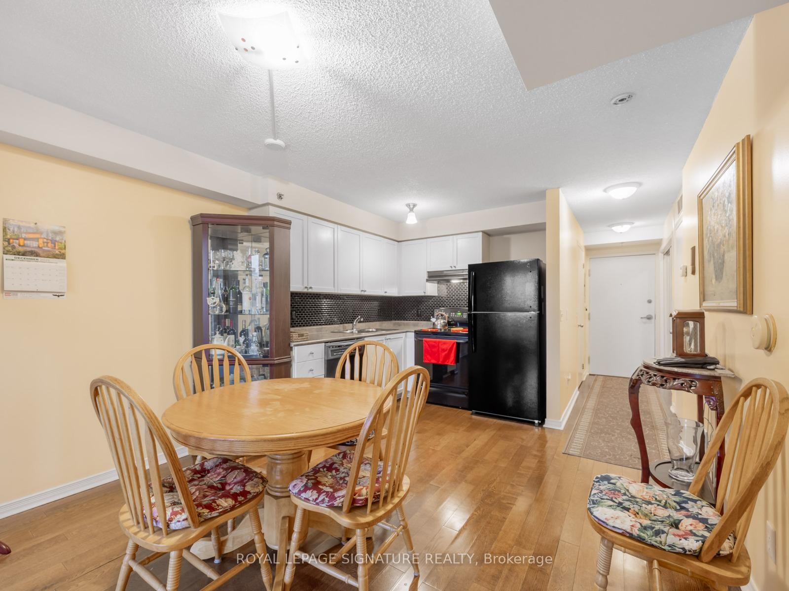 430-684 Warden Avenue, Toronto, ON - Indoor Photo Showing Dining Room