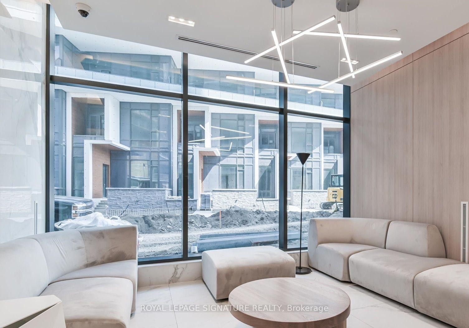 1504-30 Ordnance Street, Toronto, ON - Indoor Photo Showing Living Room