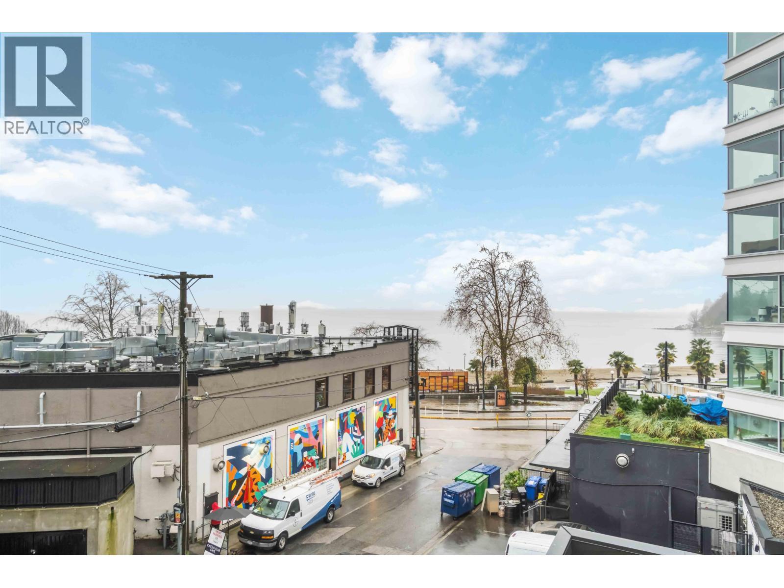 404 1762 Davie Street, Vancouver, BC - Outdoor