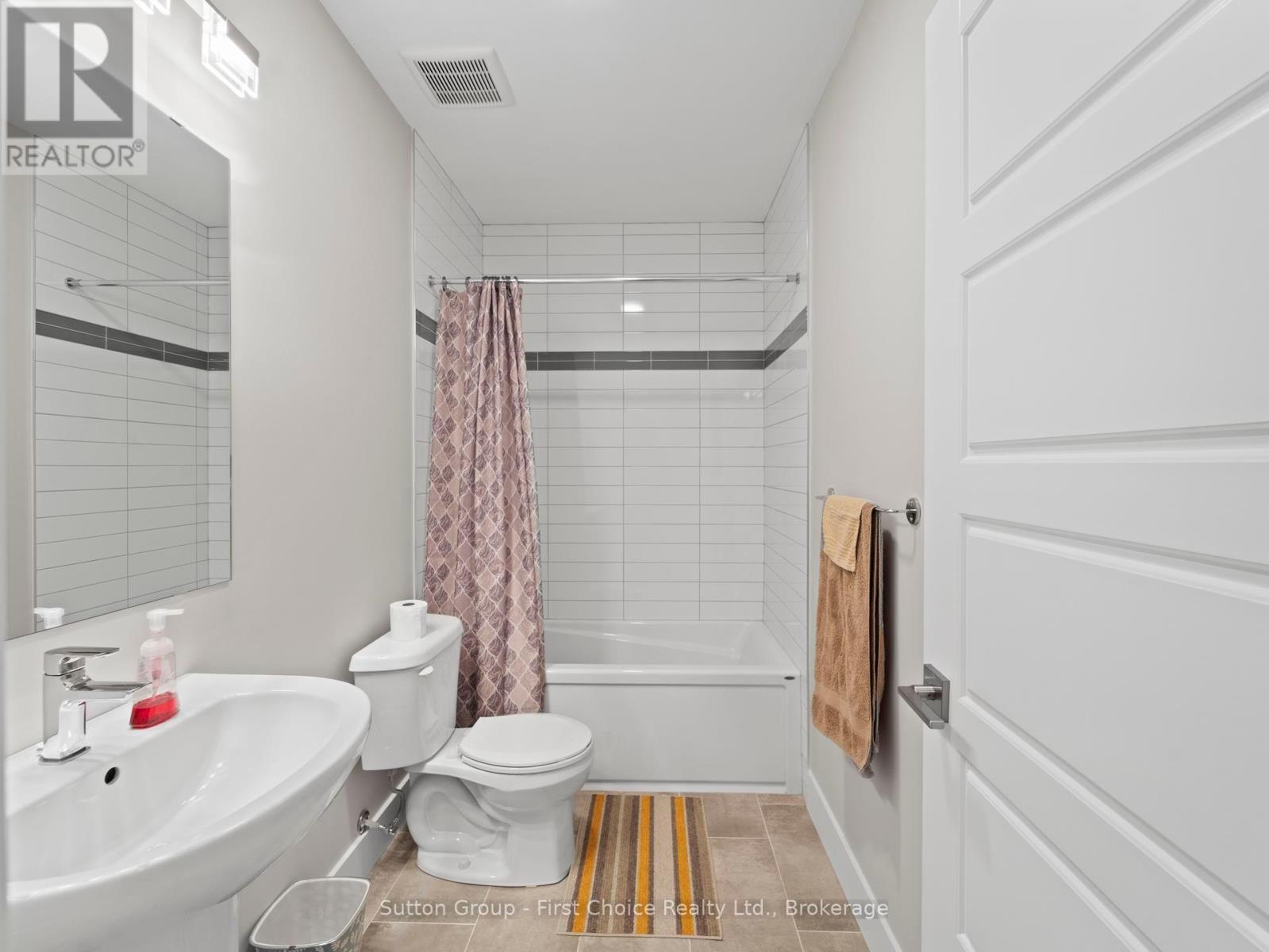 34 Yost Court, Perth East (Milverton), ON - Indoor Photo Showing Bathroom