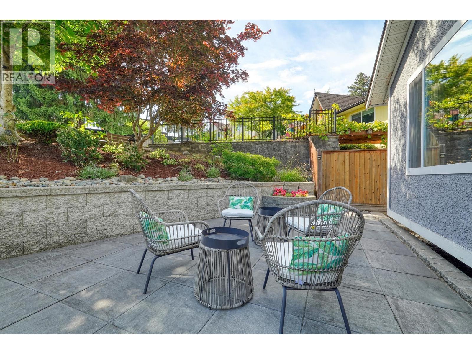 1340 Lorilawn Court, Burnaby, BC - Outdoor With Deck Patio Veranda