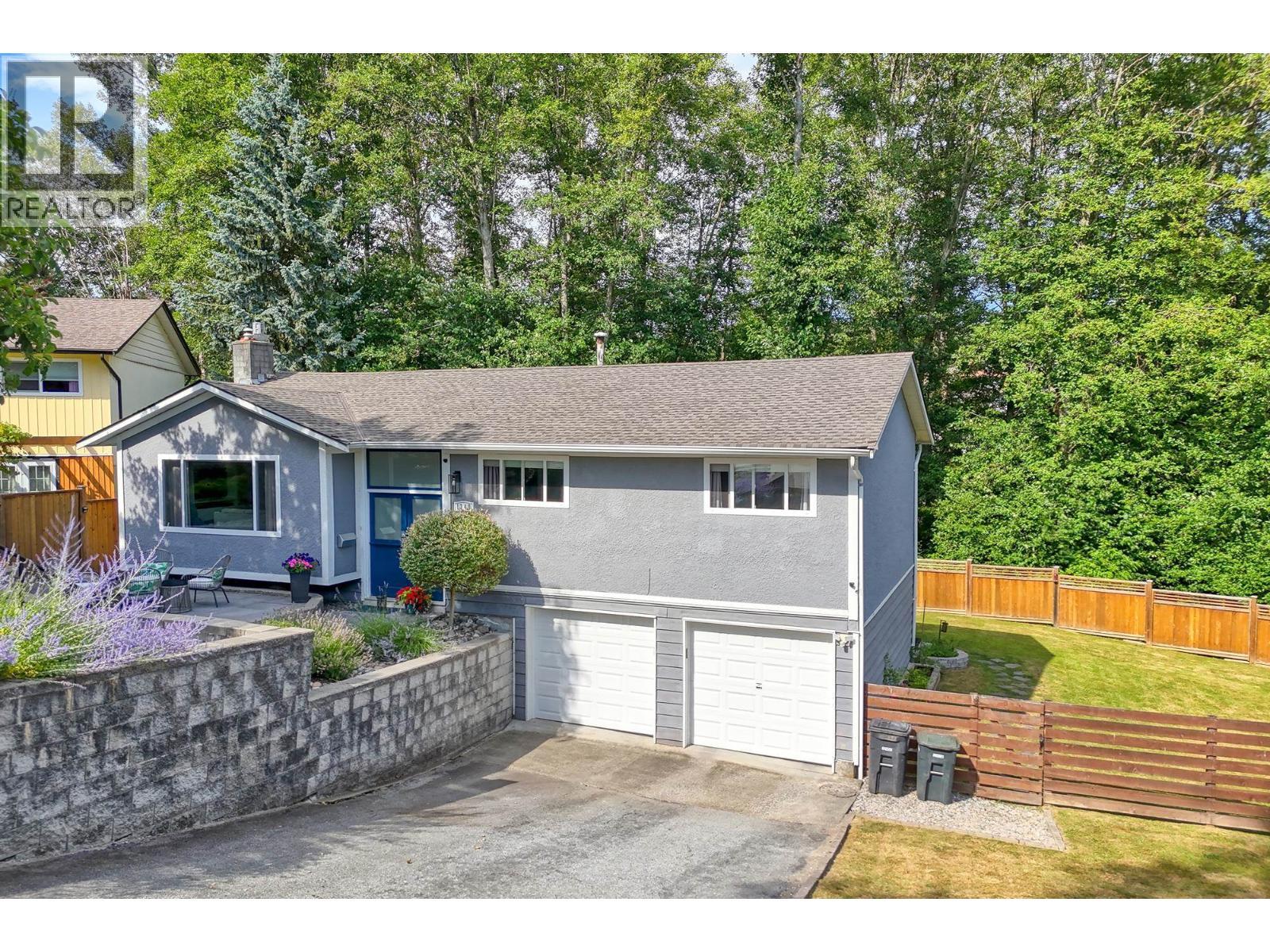 1340 Lorilawn Court, Burnaby, BC - Outdoor