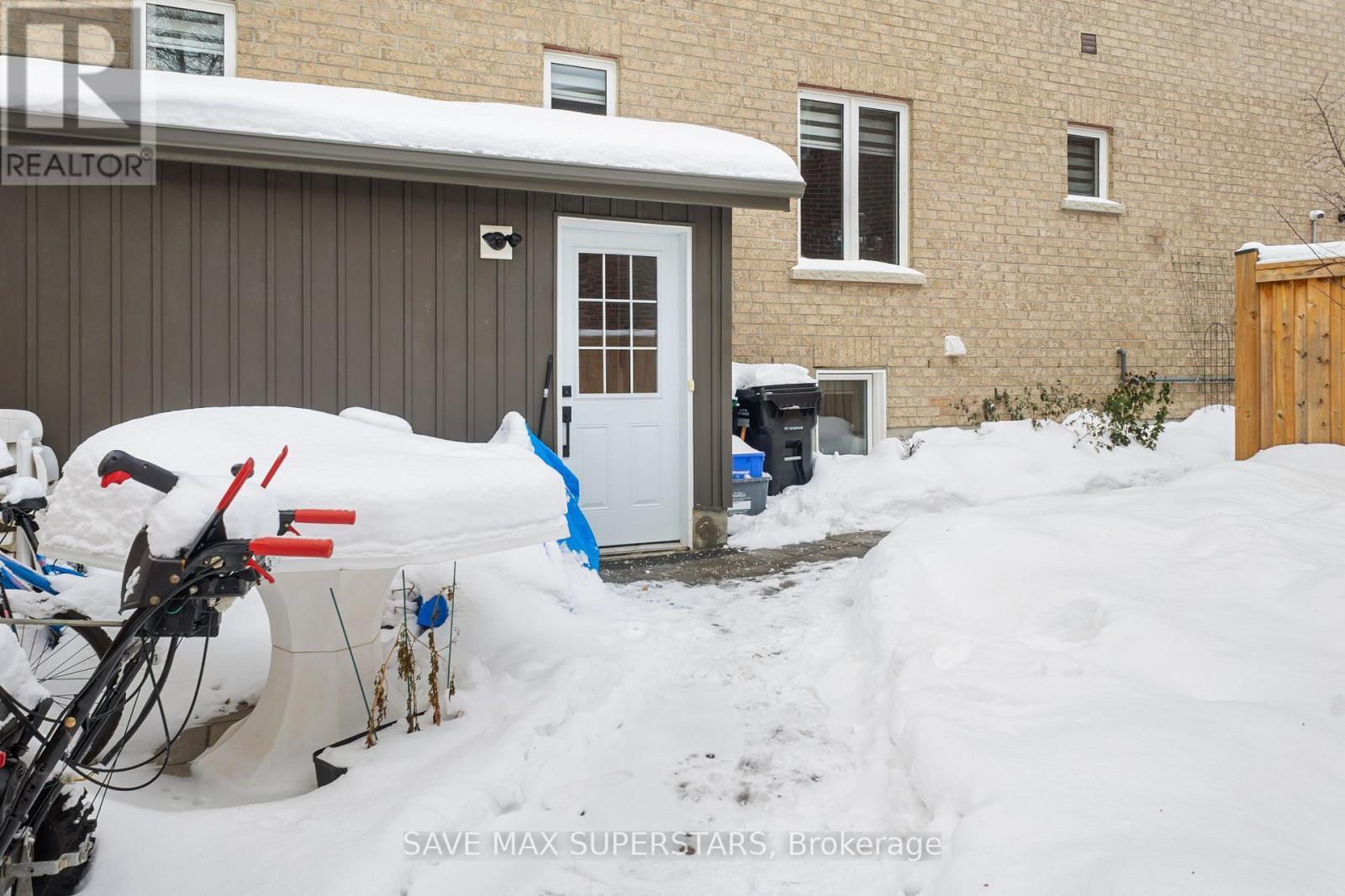 30 Westminster Circle, Barrie, ON