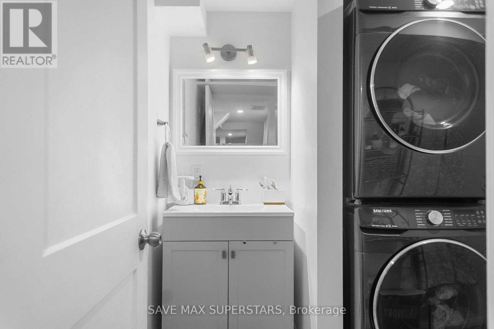 30 Westminster Circle, Barrie, ON