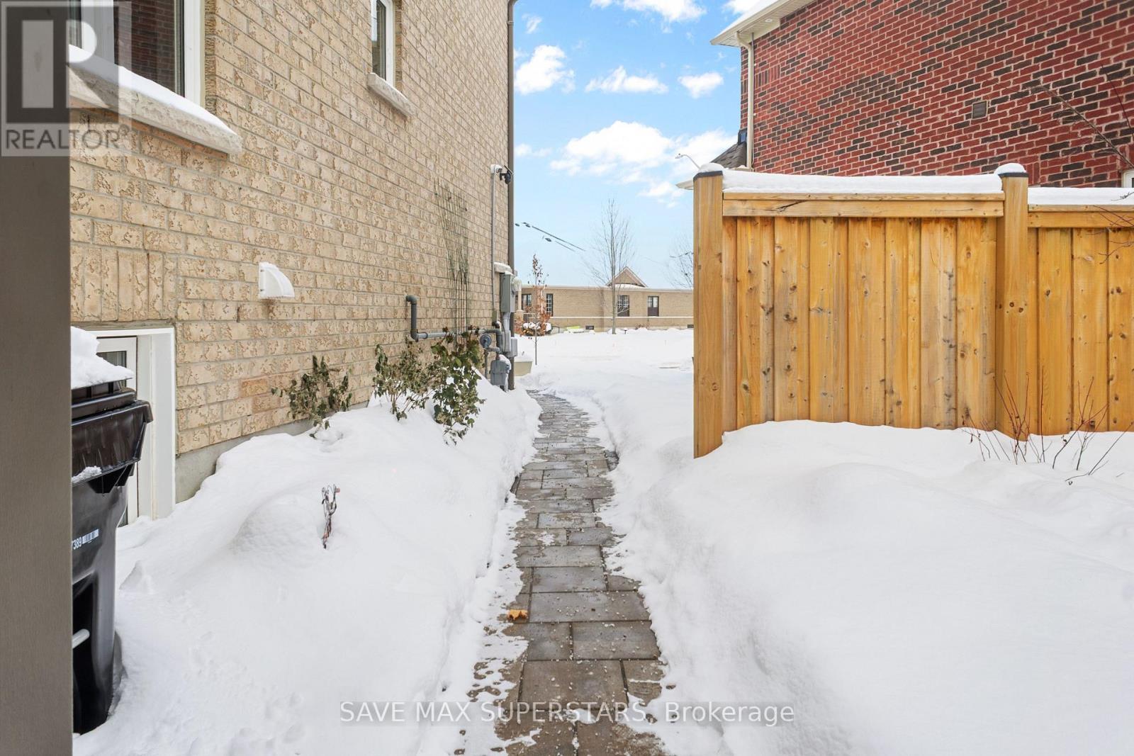 30 Westminster Circle, Barrie, ON