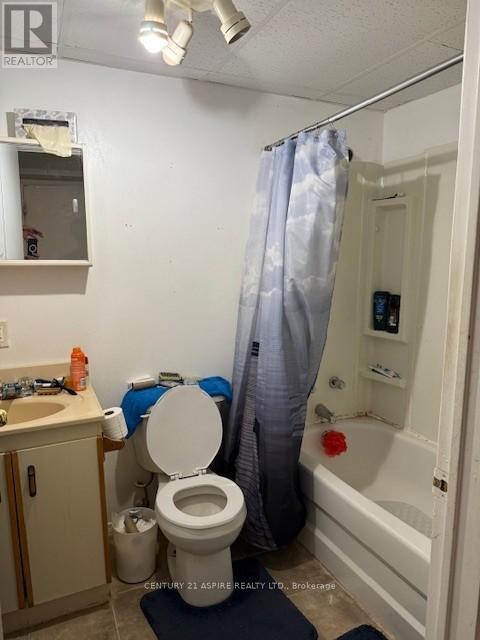 394 Mcgee Street E, Pembroke, ON - Indoor Photo Showing Bathroom