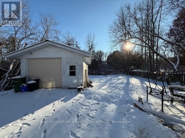 394 Mcgee Street E, Pembroke, ON - Outdoor