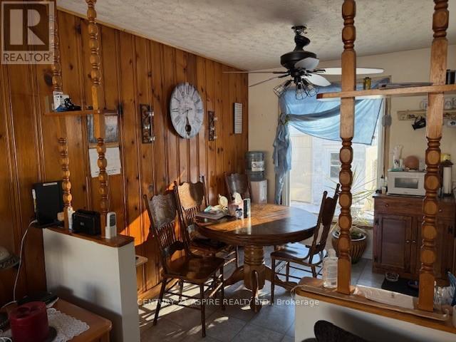 394 Mcgee Street E, Pembroke, ON - Indoor Photo Showing Dining Room