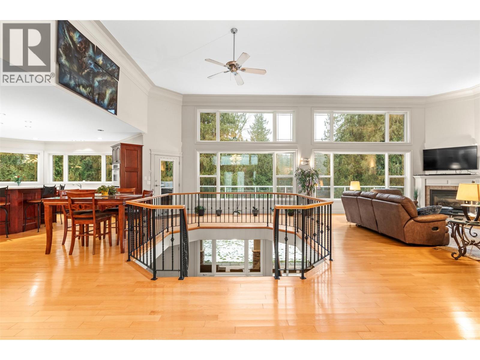 1200 Trans Canada Highway, Sicamous, BC - Indoor Photo Showing Living Room With Fireplace