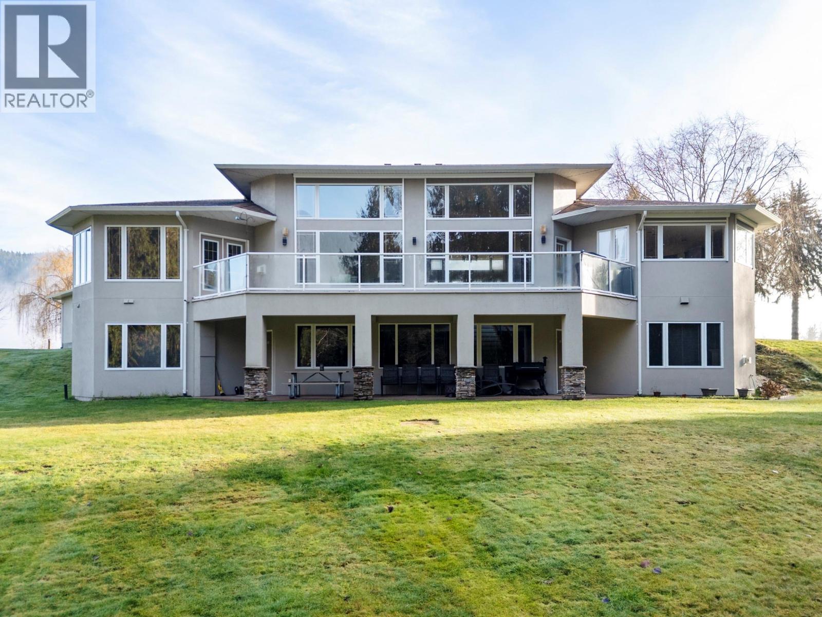 1200 Trans Canada Highway, Sicamous, BC - Outdoor With Facade