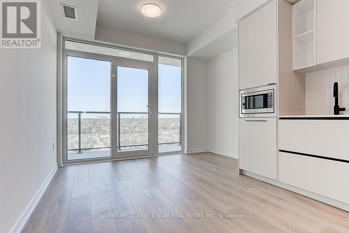 2008 - 10 Graphophone Grove, Toronto, ON - Indoor