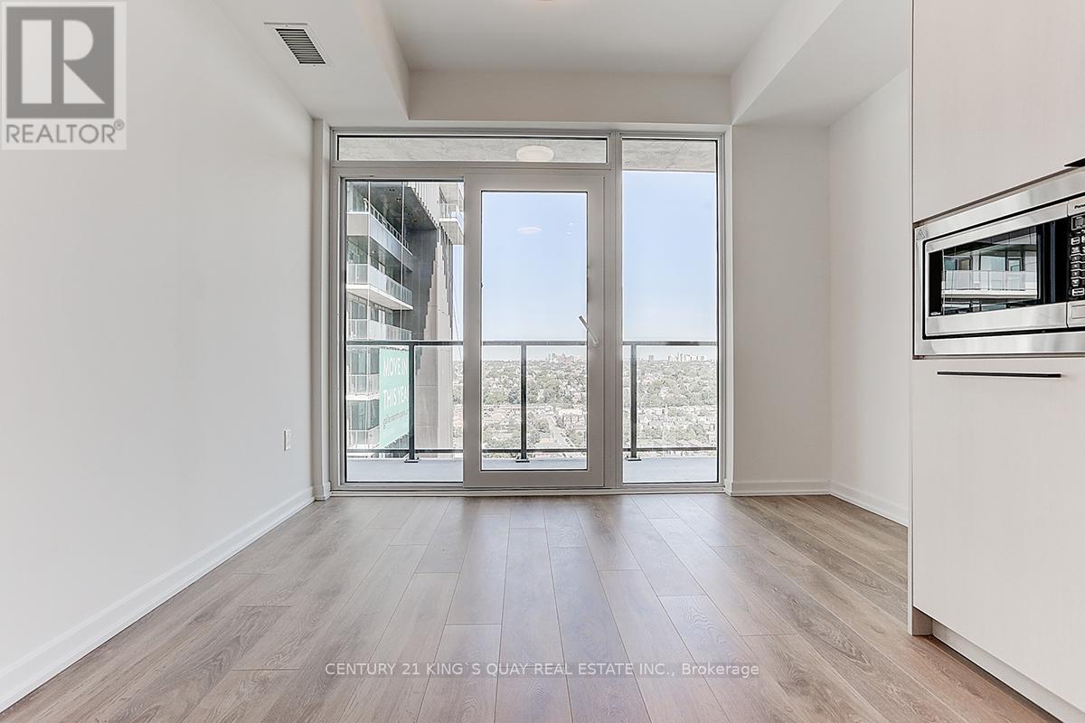 2008 - 10 Graphophone Grove, Toronto, ON - Indoor Photo Showing Other Room