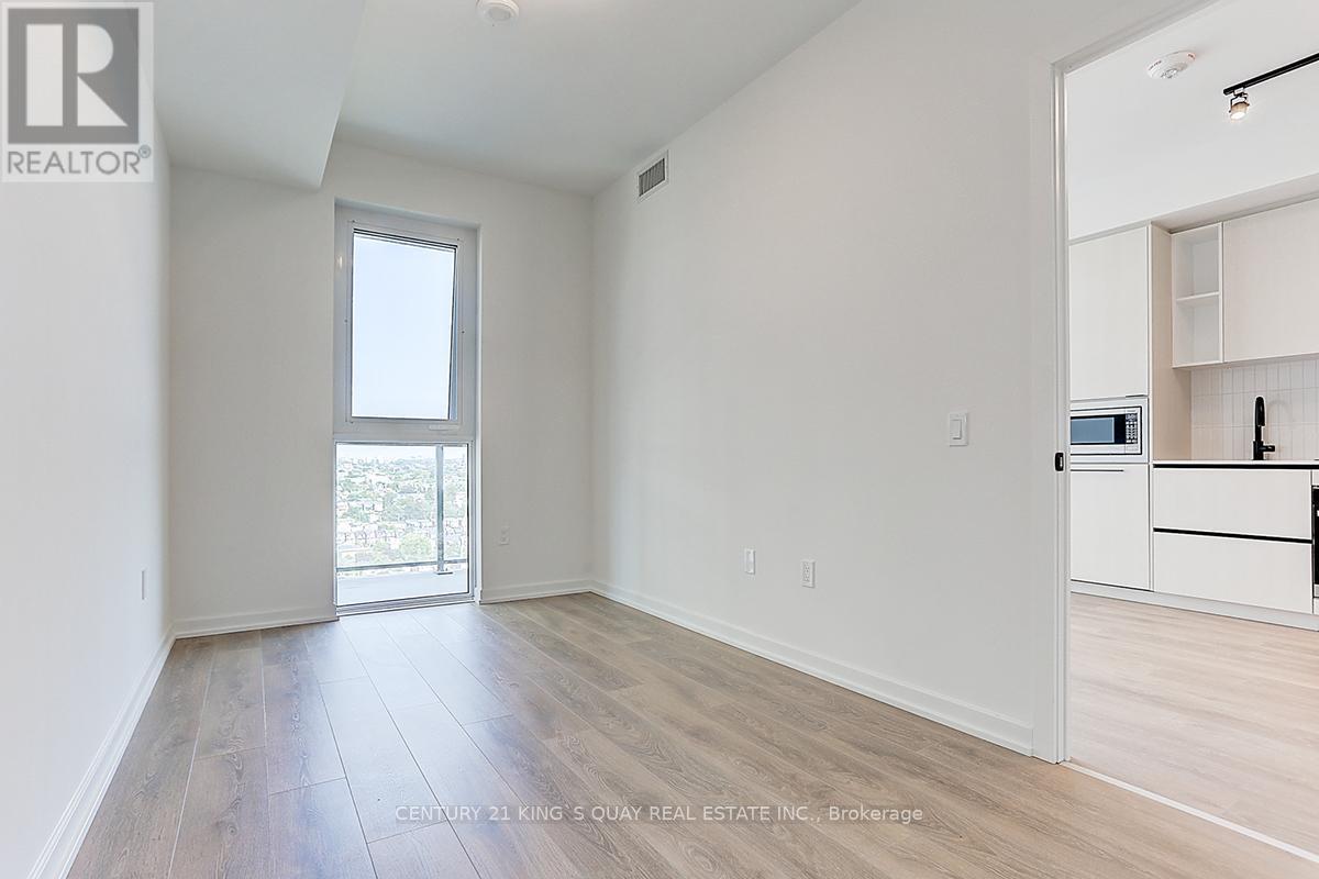 2008 - 10 Graphophone Grove, Toronto, ON - Indoor Photo Showing Other Room