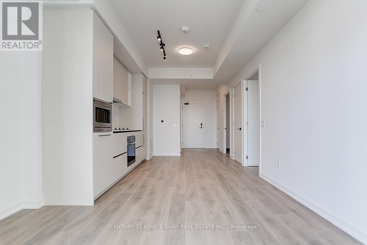 2008 - 10 Graphophone Grove, Toronto, ON - Indoor