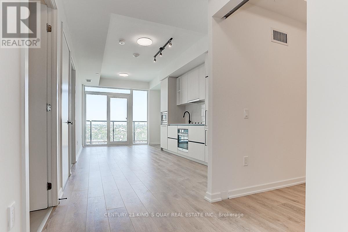 2008 - 10 Graphophone Grove, Toronto, ON - Indoor Photo Showing Other Room