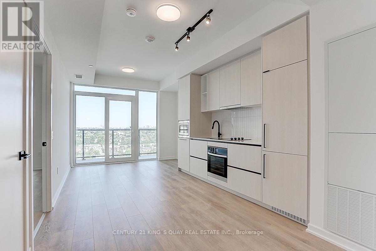 2008 - 10 Graphophone Grove, Toronto, ON - Indoor Photo Showing Other Room