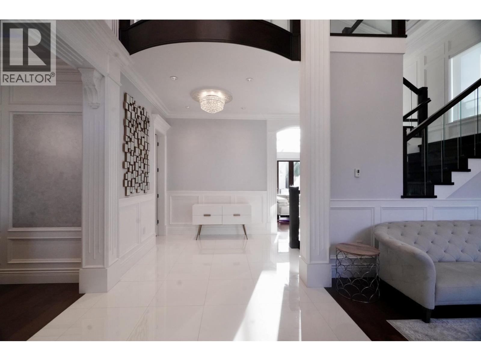 9591 Bates Road, Richmond, BC - Indoor Photo Showing Other Room