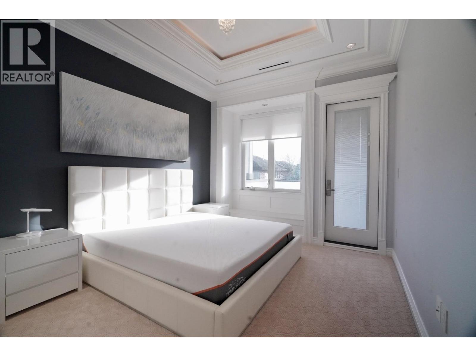 9591 Bates Road, Richmond, BC - Indoor Photo Showing Bedroom